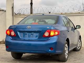 A picture of 2010 TOYOTA COROLLA LE