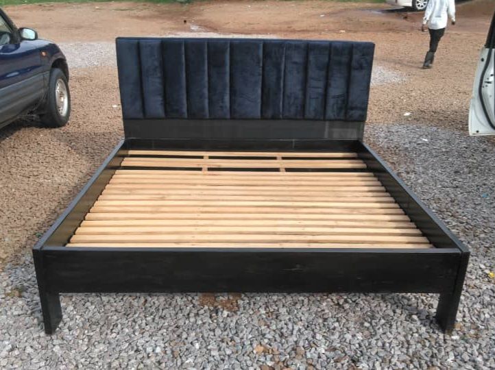 A picture of 5 6 brand new bed