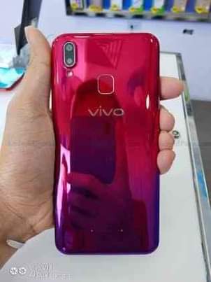 A picture of VIVO Y95 GB128 RAM6 BEI 160000 TSH WARRANTY MIEZI SITA
