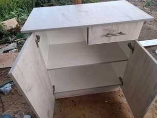 A picture of Huge 2 doors with 1 draw