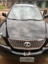 A picture of Lexus Rax330 painted once