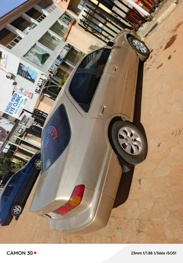 A picture of Toyota Camry 2001 model BigLite 