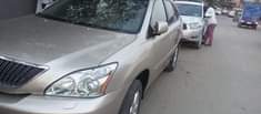 A picture of Very clean RX 330 nothing to fix just buy and