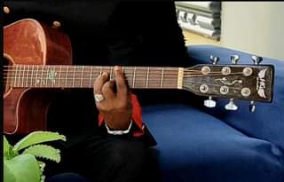A picture of VYOMBO IMARA USED VYA MUZIKI