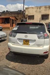 A picture of Toyota Harrier