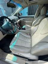 A picture of Toyota Venza 2010
