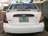 A picture of Hyundai 07048157594