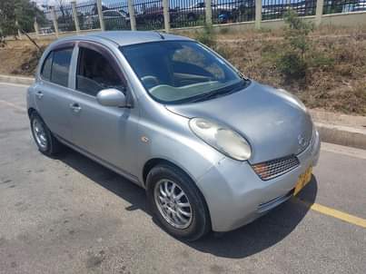A picture of Nissan march new model nzuri mno full Ac matairi mpyaaa