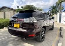 A picture of TOYOTA HARRIER DLA