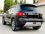 A picture of NISSAN DUALIS 2012