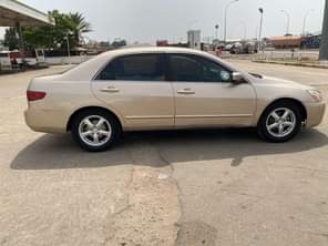 A picture of CLEAN HONDA EOD BUY AND DRIVE PRICE 1 550M NET