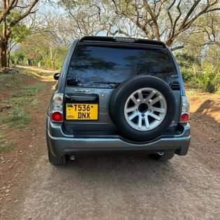 suzuki escudo