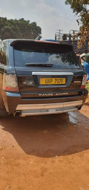 A picture of Range rover