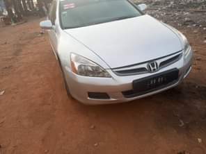 A picture of BELGIUM STANDARD 2007 HONDA DC WITH COMPLETE ORIGINAL PAPERS AND