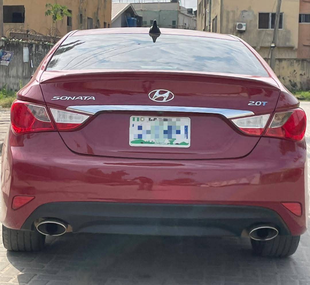A picture of Hyundai sonata