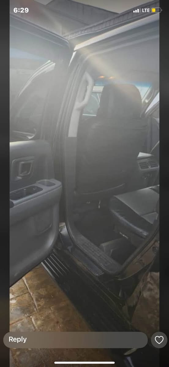 A picture of Tokunbo standard Honda ridgeline 2008 model very good engine and