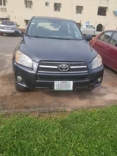A picture of Toyota RAV4 2010
