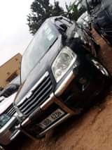 A picture of 2004 Toyota Noah