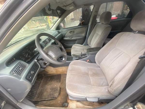 A picture of Toyota Camry 2001 model Aka envelope Buy and drive with
