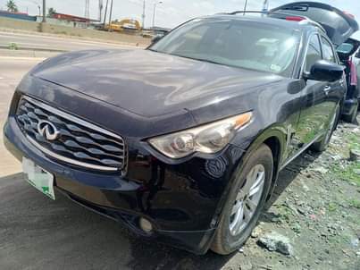 A picture of Infiniti 2010