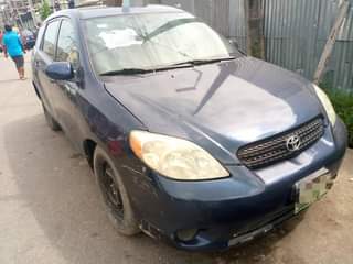 A picture of Toyota Matrix 05