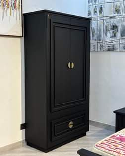 A picture of Wordrobe 3by6ft