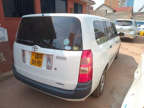 A picture of WE BUY AND SELL CARS 0756528174 0784083086WE BUY AND SELL
