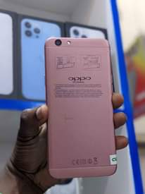 A picture of Oppo F1s