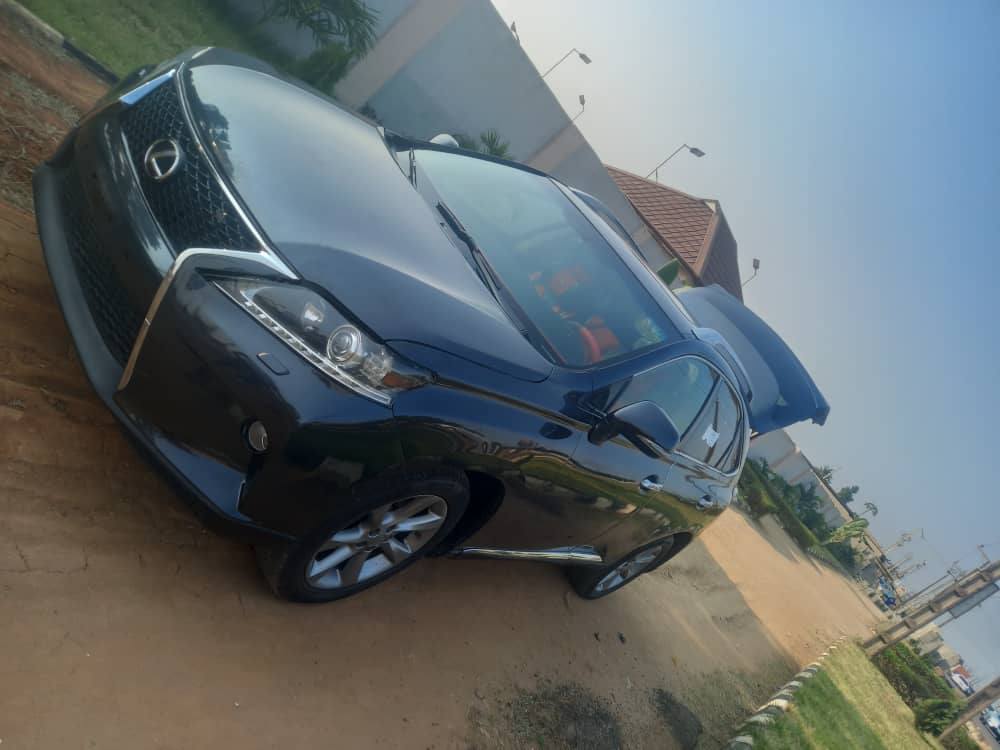 A picture of 2015 Lexus Lifted RX350
