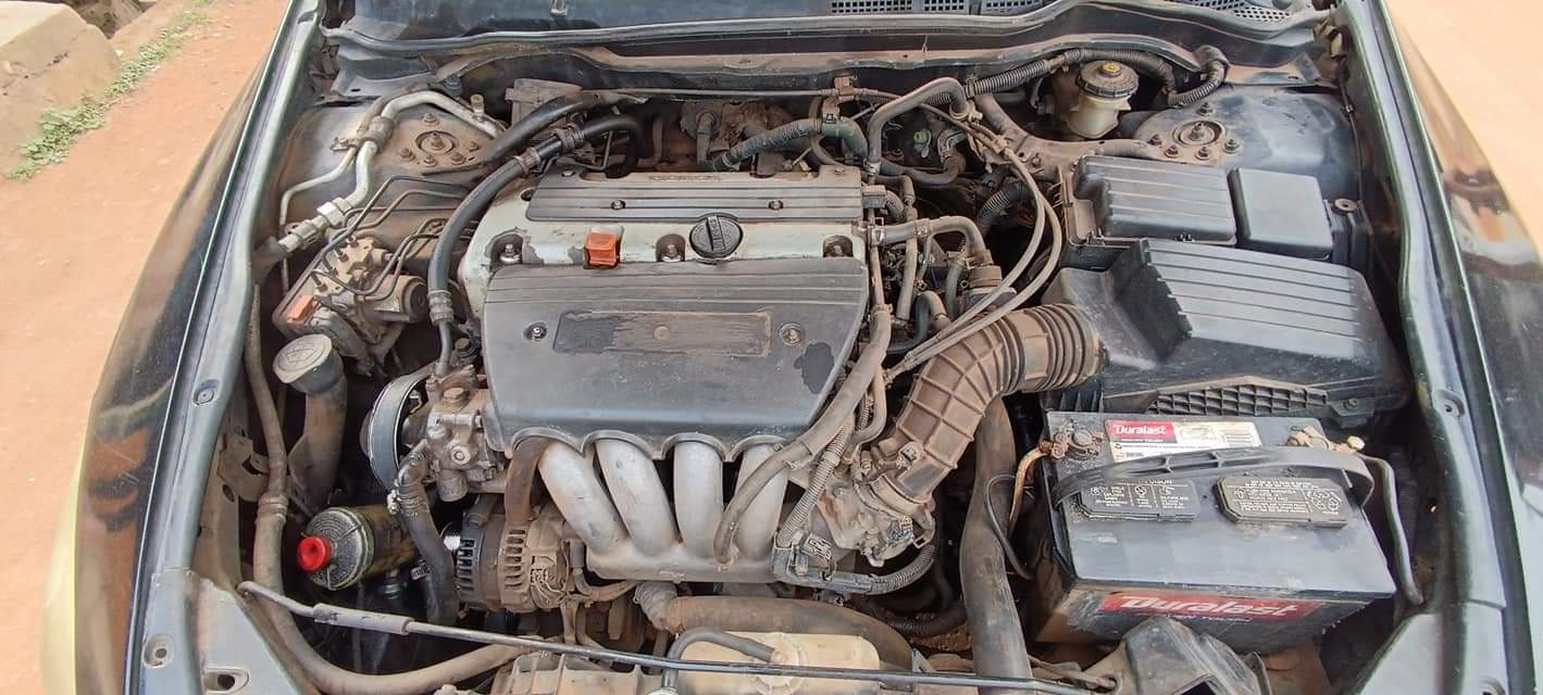 A picture of  DEALER MARKET Honda ACCORD 2004....EOD 4plug Engine Gear AC