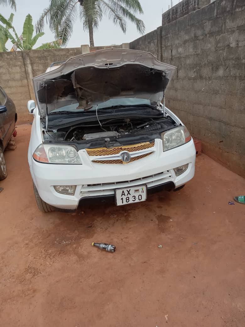 A picture of Acura MDX