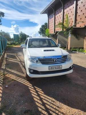 used toyota fortuner