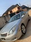 A picture of Lexus and Hyundai