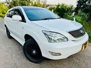 A picture of TOYOTA HARRIER GARI INAUZWA MWANZA