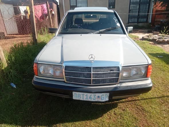 mercedes benz 190e