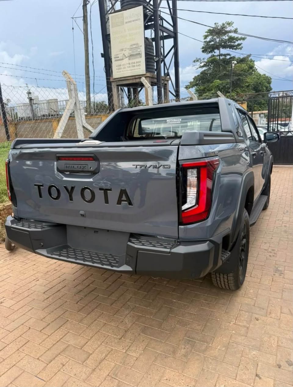 A picture of TOYOTA HILLUX 2026