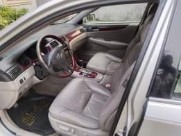 A picture of First body Lexus ES300 Engine Gear and Ac intact Interior