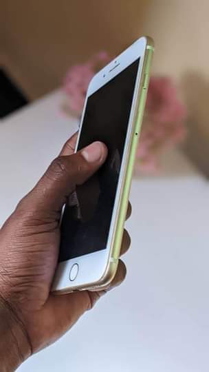 A picture of nauza iphone7 plus nipo gongolamboto
