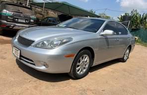 A picture of Registered 2006 Lexus ES330 available Sweet deal Over clean interior