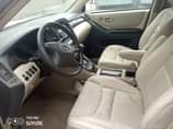 A picture of Toyota Highlander 05