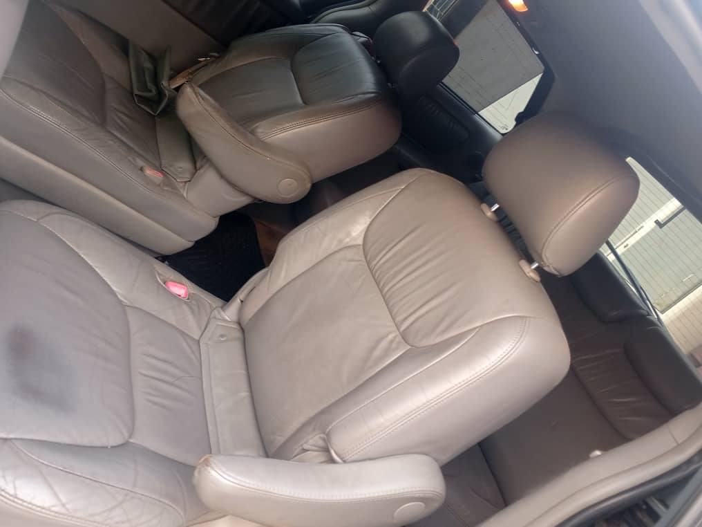 A picture of Toyota sienna 2007