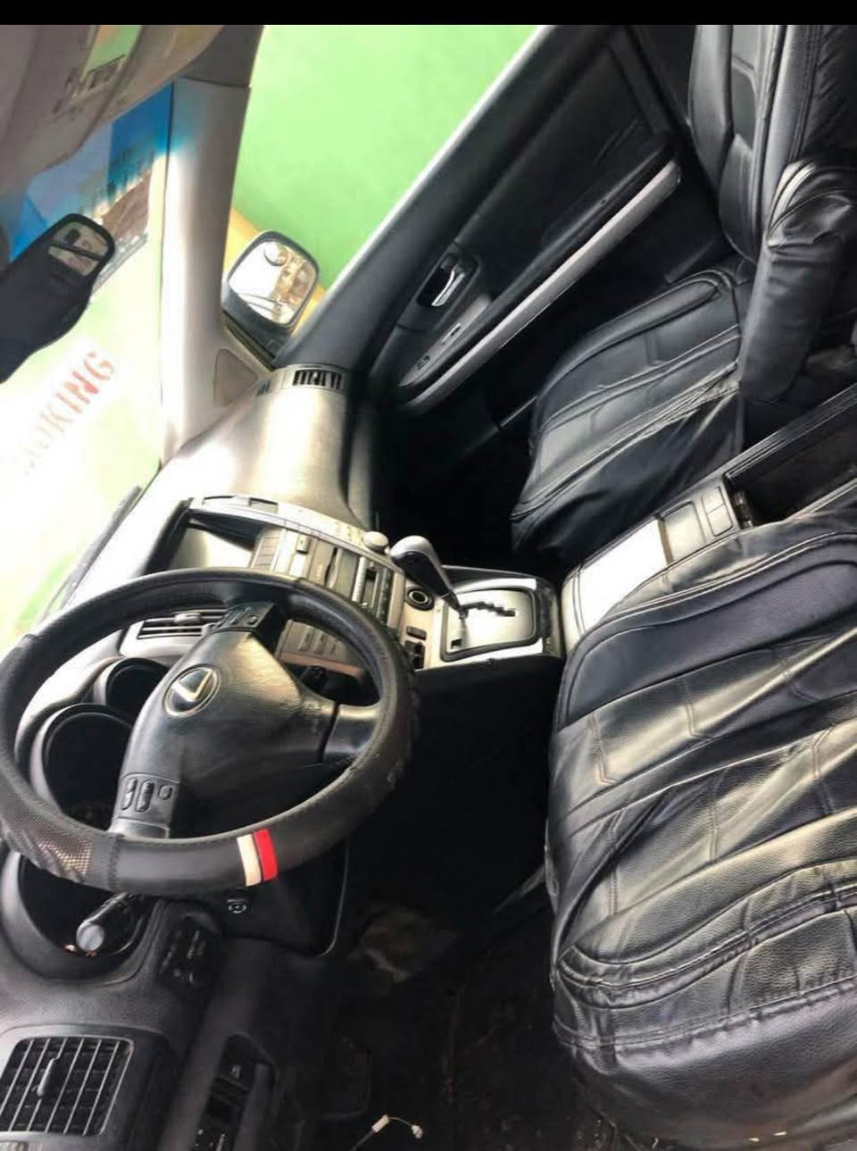 A picture of Lexus Rx330 2006