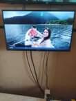 A picture of Hisense tv 32 frameless
