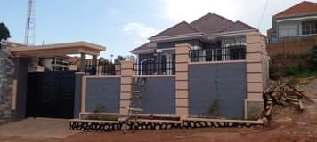 A picture of HOUSE FOR SALE IN SEGUKU KATALE 3bedrooms 2bathrooms sitting and