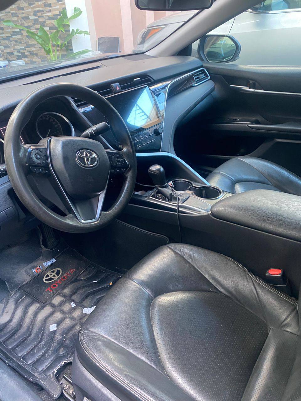 A picture of Toyota Camry 2019