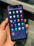 A picture of Samsung S8