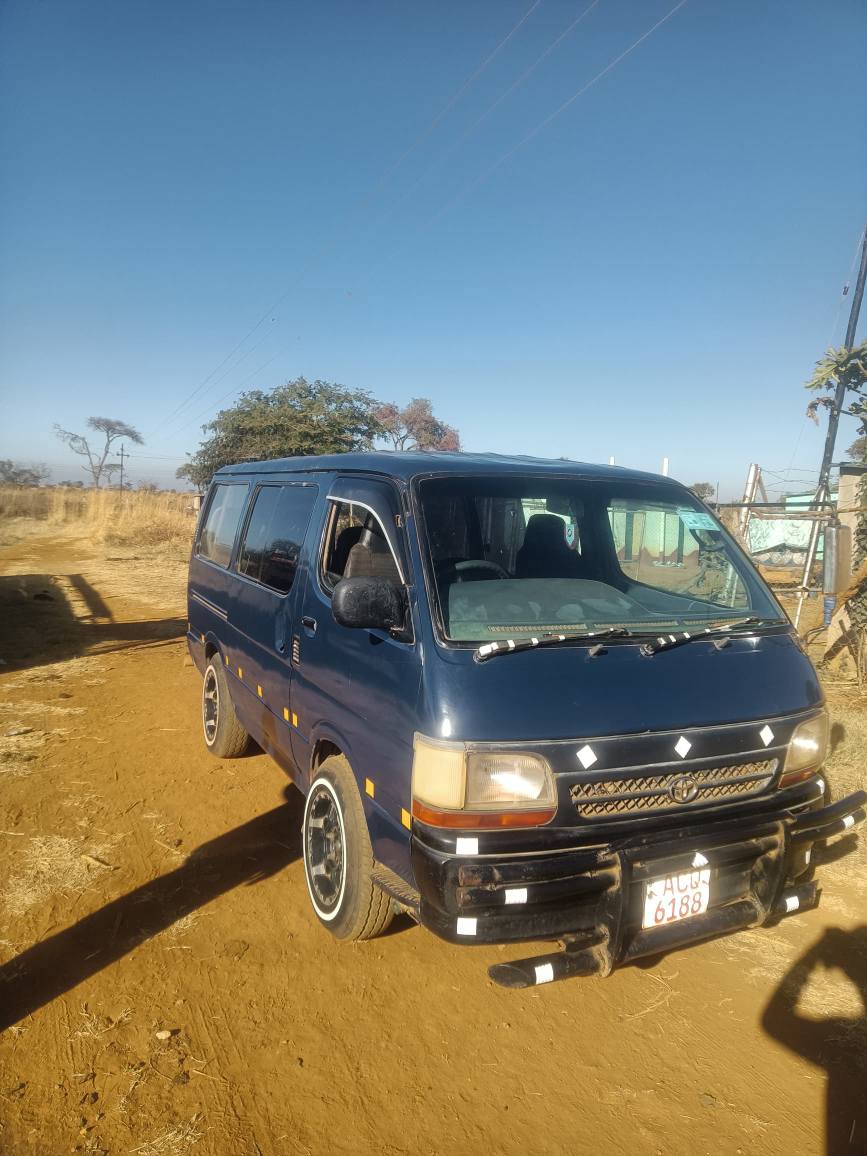 used toyota hiace