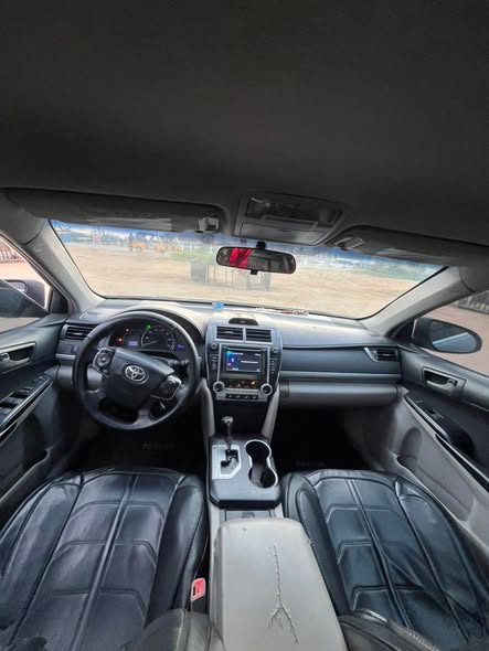 A picture of 2013 Camry LE USED