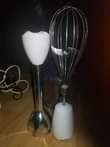 A picture of Cuisinart 2 speed hand blender