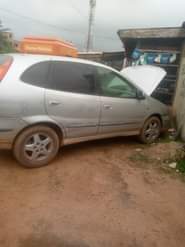 A picture of Location Ibadan 4 plugs automatic Nissan Almera hatchback 1 5